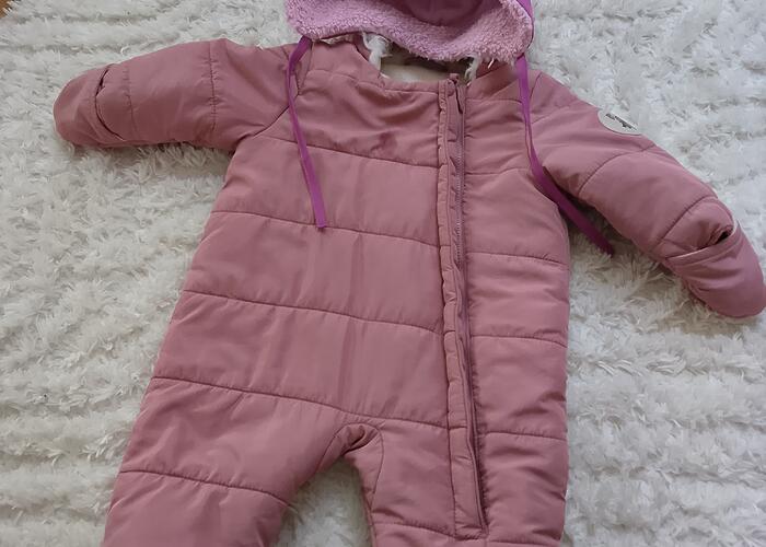 Grajewo ogłoszenia: Sprzedam kombinezon zimowy za 30zł 6,9 miesięcy z czapeczka