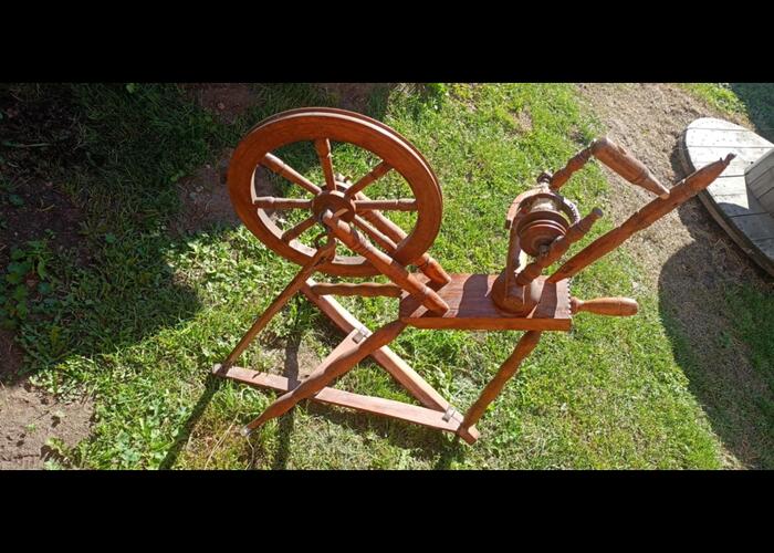 Grajewo ogłoszenia: Sprzedam stary kołowrotek do przędzenia wełny, sprawny 100%....