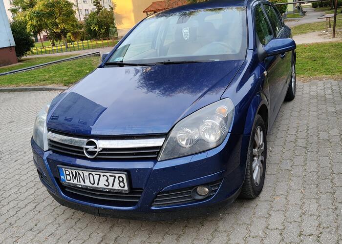 Grajewo ogłoszenia: Sprzedam Opla Astre z 2004r 1.8 125KM
Auto sprawne i ładne...