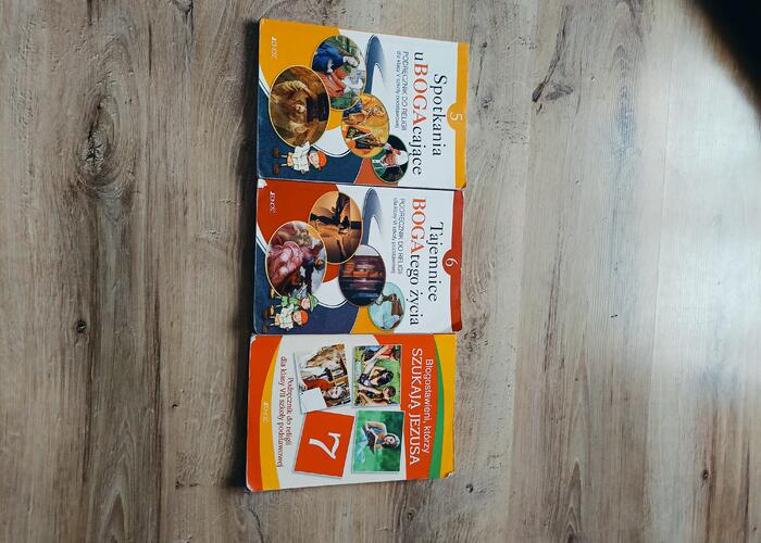 Grajewo ogłoszenia: Sprzedam podręczniki do religii cena 10zł za sztukę.