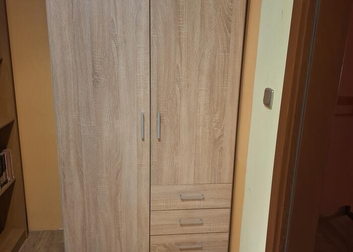 Grajewo ogłoszenia: Sprzedam 2 szafy ubraniowe w kolorze jasnego dębu
( na zdjęciu...